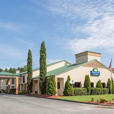 Days Inn & Suites By Wyndham Peachtree Corners Norcross Kültér fotó